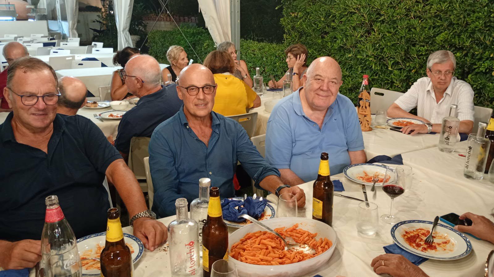 classe-9 MILAZZO, SI INCONTRANO I COMPAGNI DI SCUOLA, ANZI DEL LICEO CLASSICO "G. B. IMPALLOMENI"